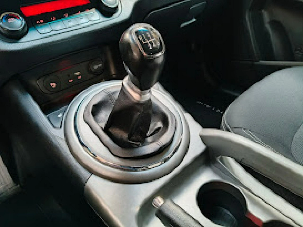 Kia Sportage - Zdjęcie 28
