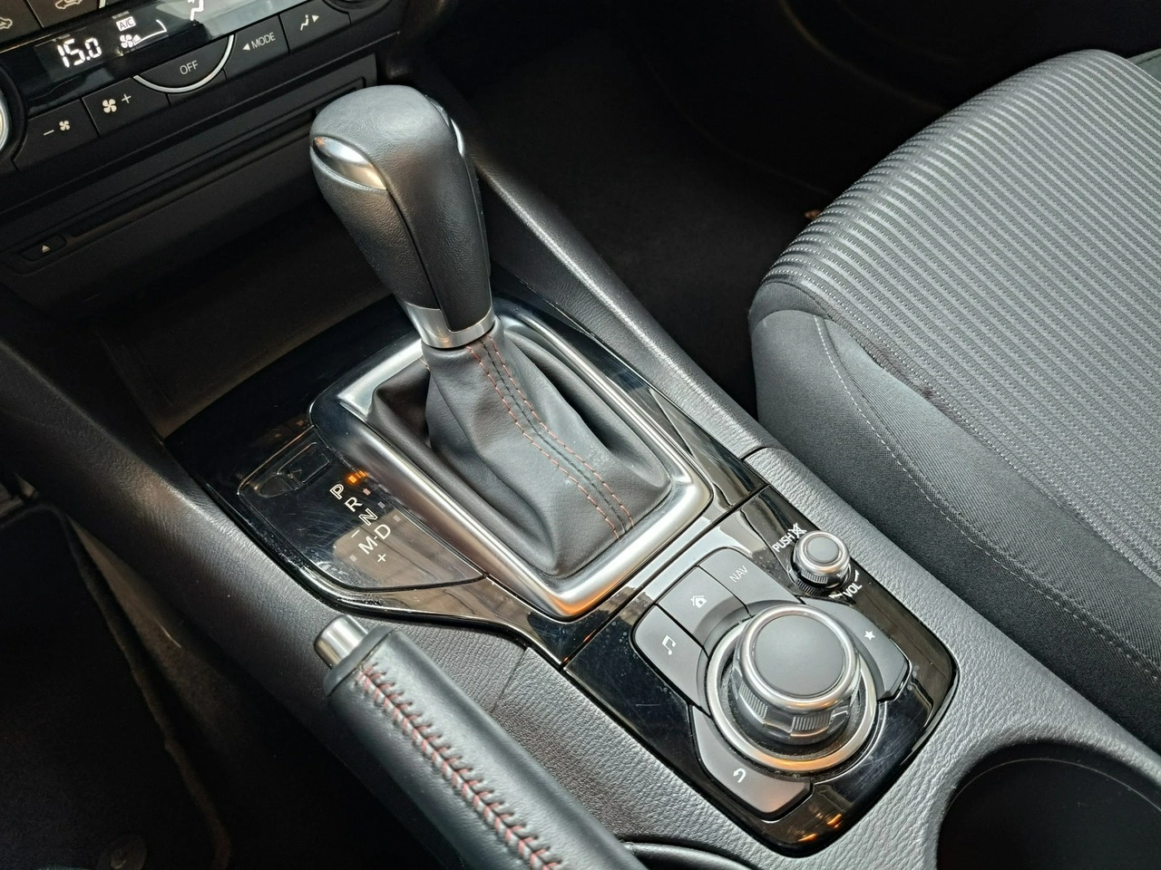 Mazda 3 - Zdjęcie 26