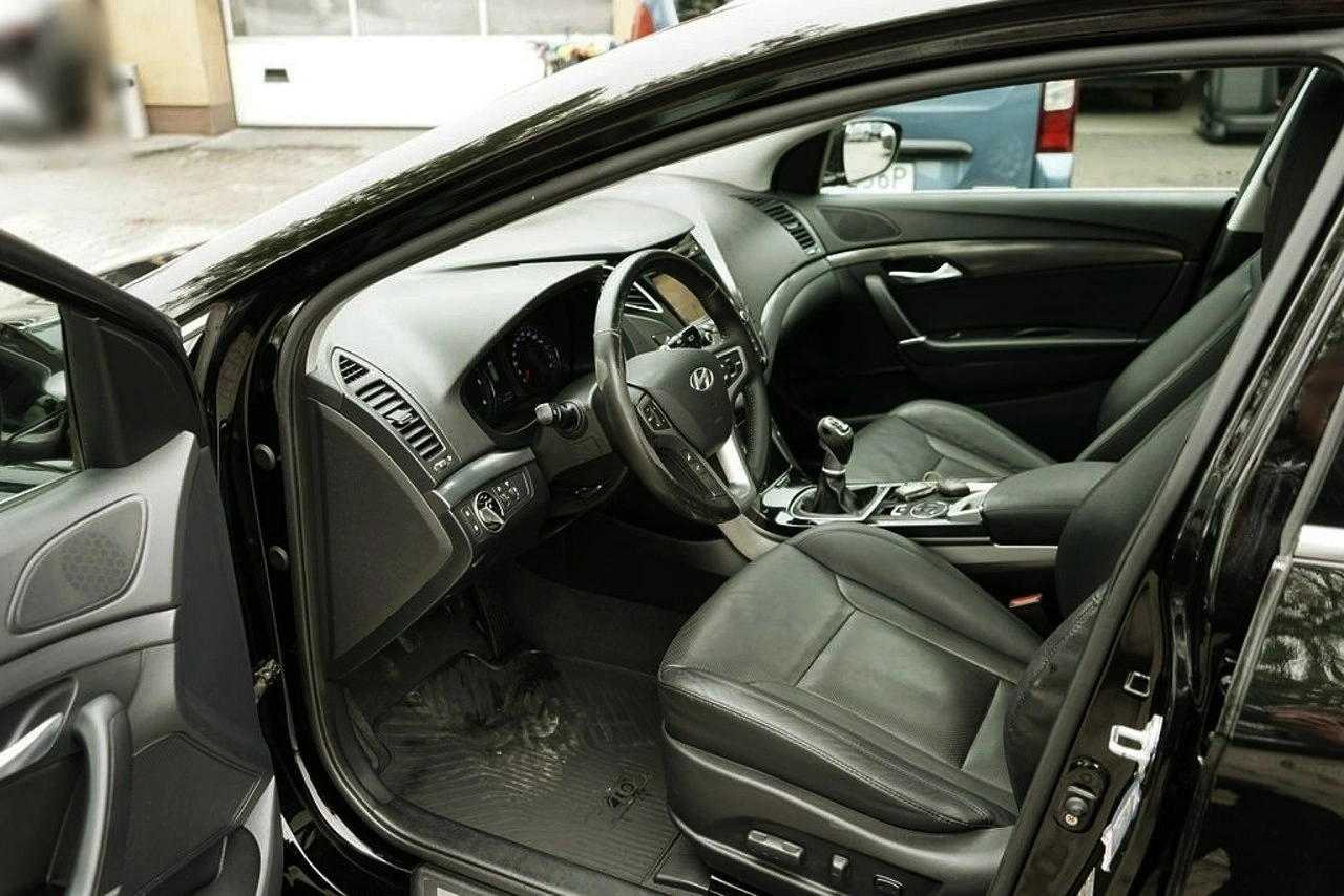 Hyundai i40 - Zdjęcie 16