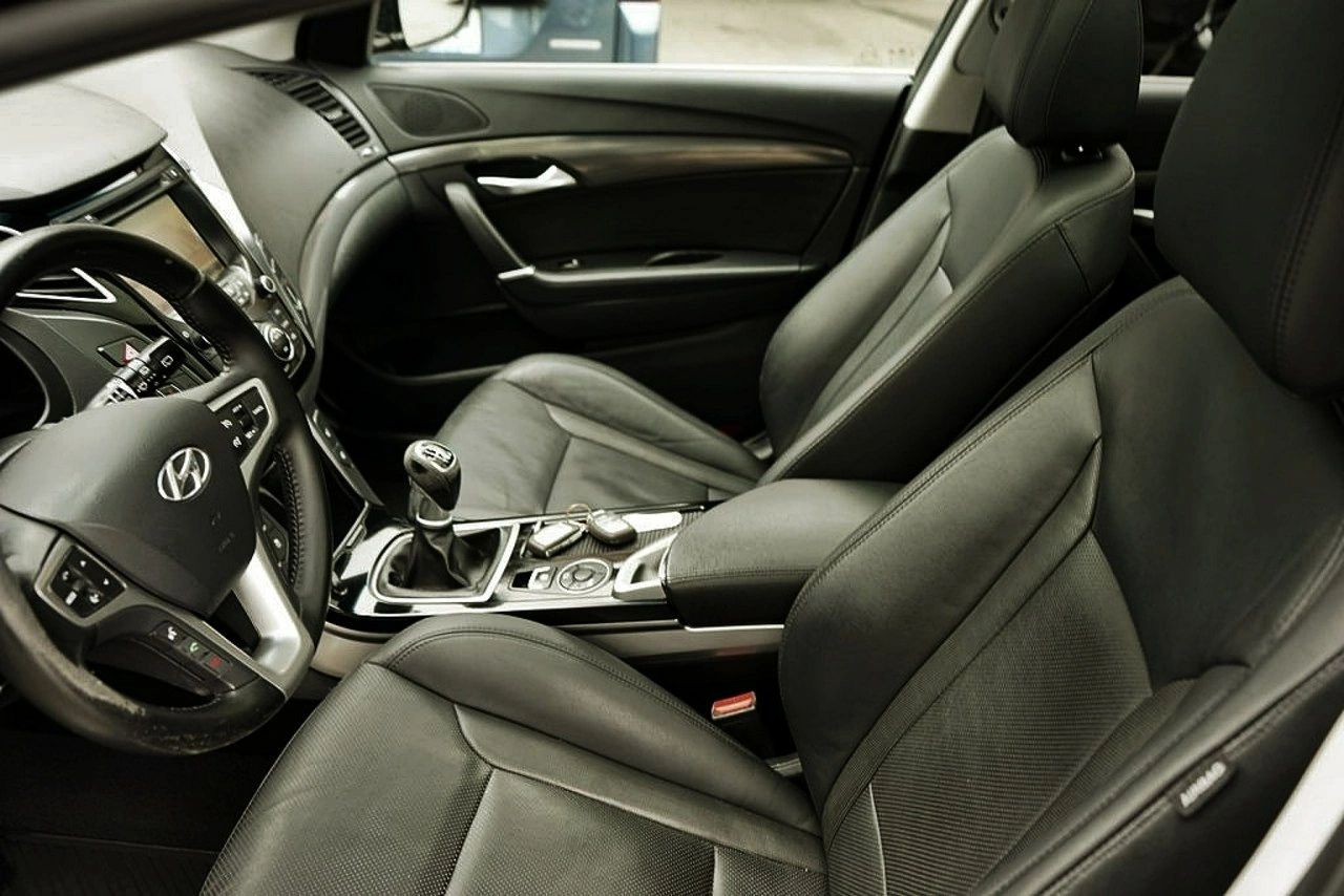 Hyundai i40 - Zdjęcie 22