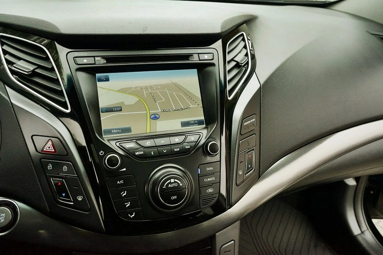 Hyundai i40 - Zdjęcie 24