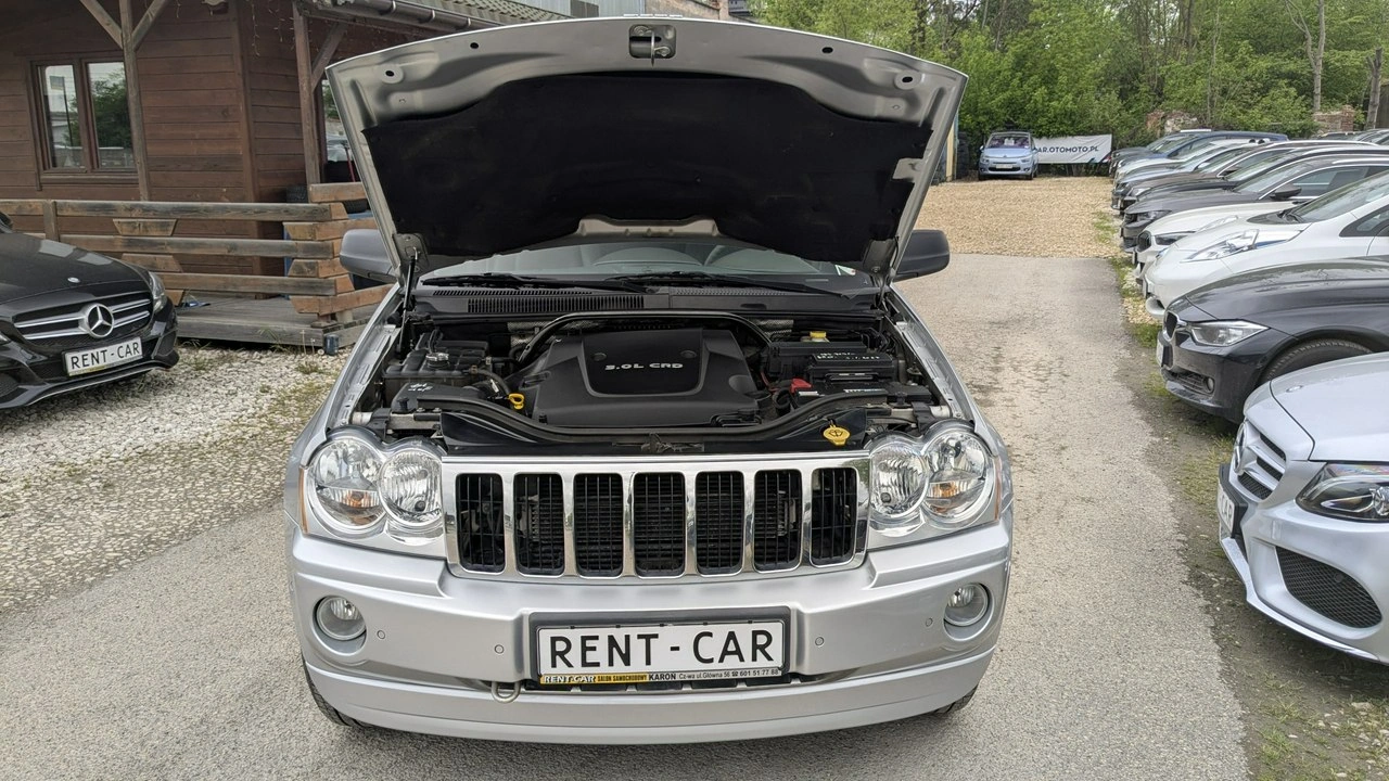 Jeep Grand Cherokee - Zdjęcie 35