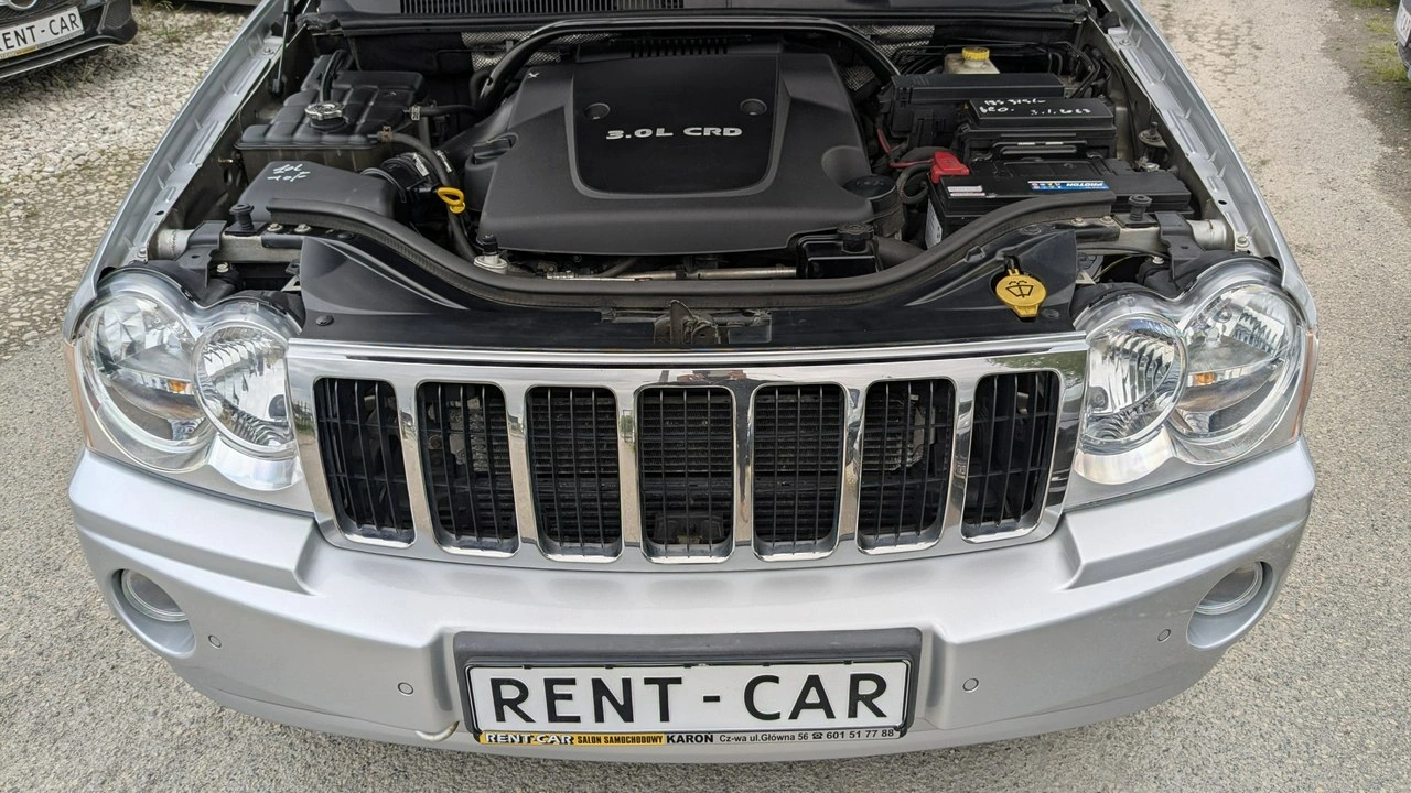 Jeep Grand Cherokee - Zdjęcie 36