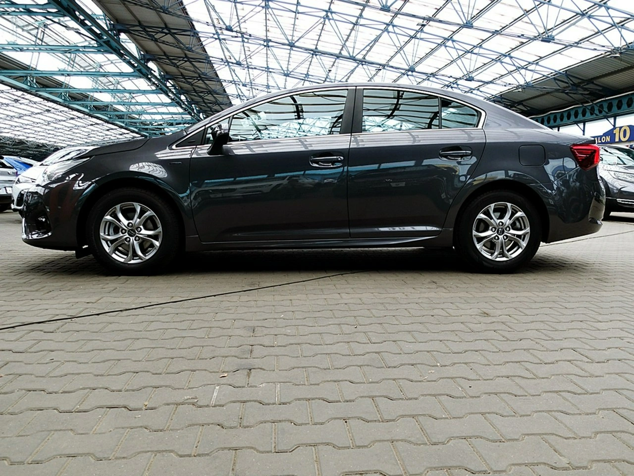Toyota Avensis - Zdjęcie 70