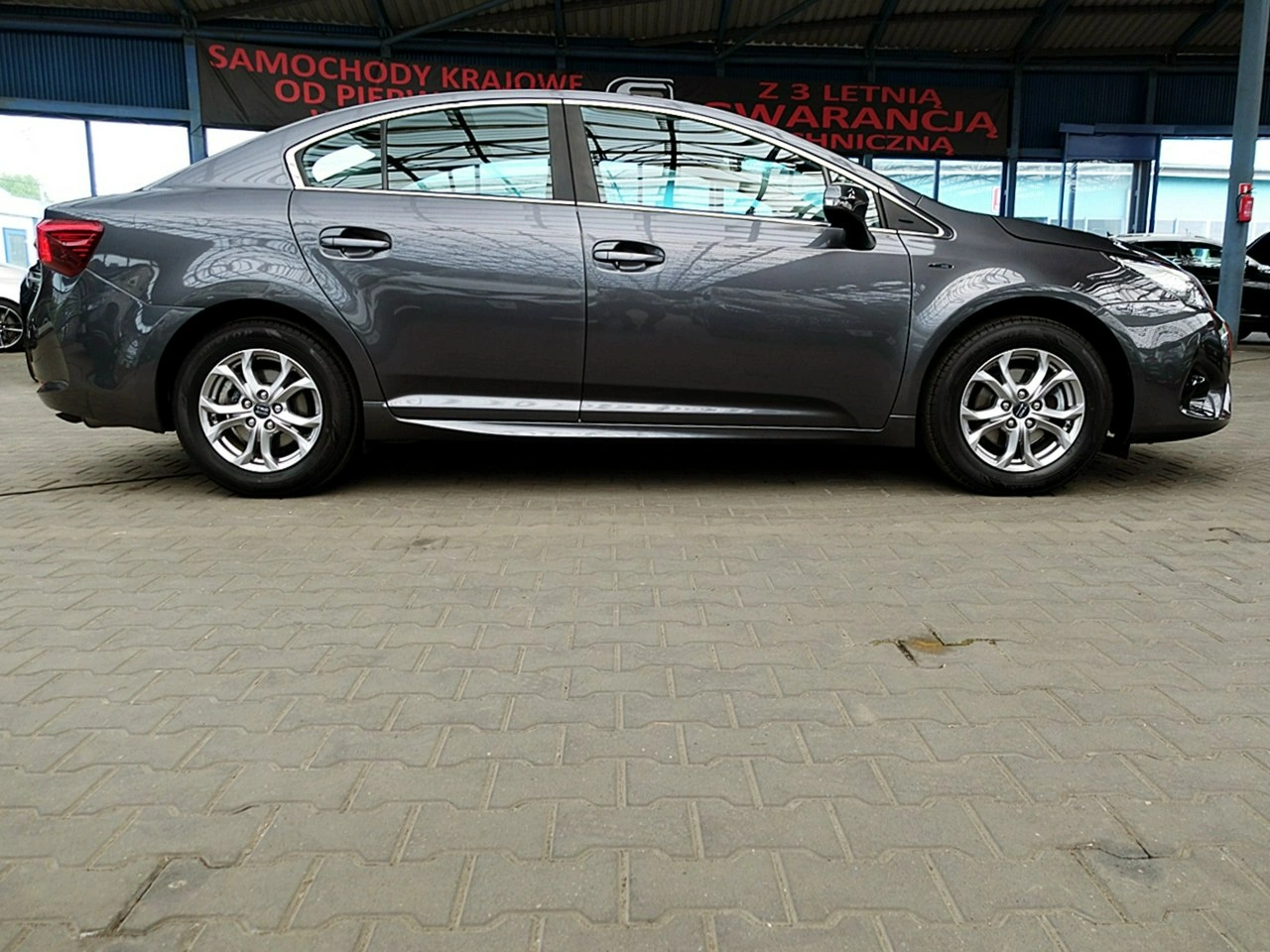 Toyota Avensis - Zdjęcie 42
