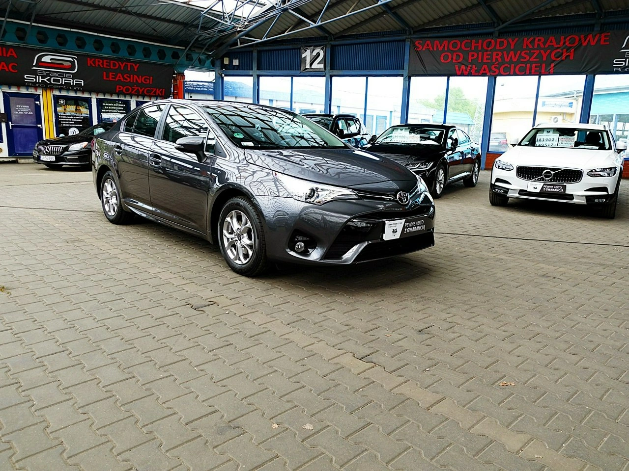 Toyota Avensis - Zdjęcie 4