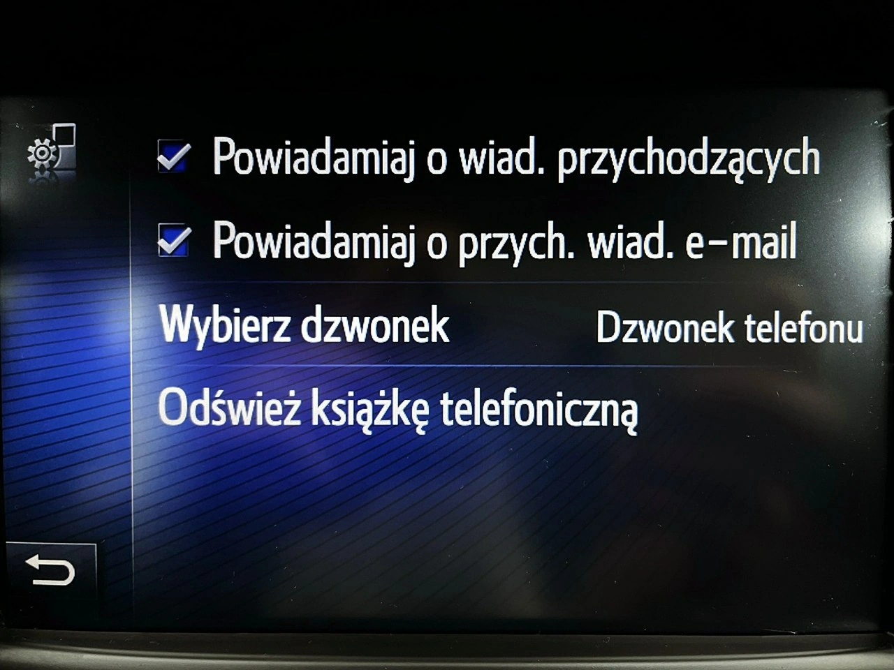 Toyota Avensis - Zdjęcie 38