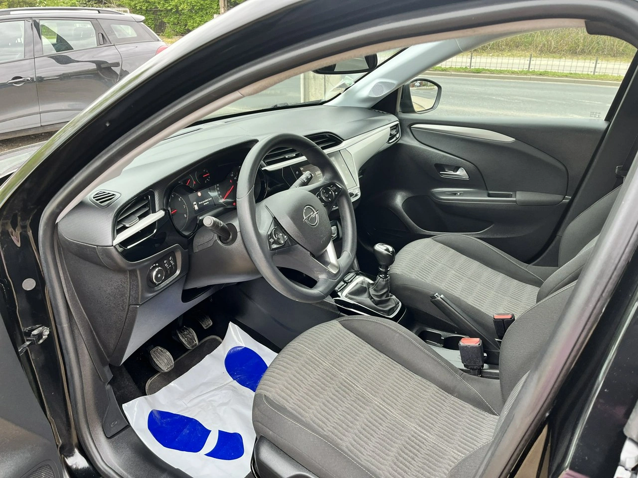 Opel Corsa - Zdjęcie 12