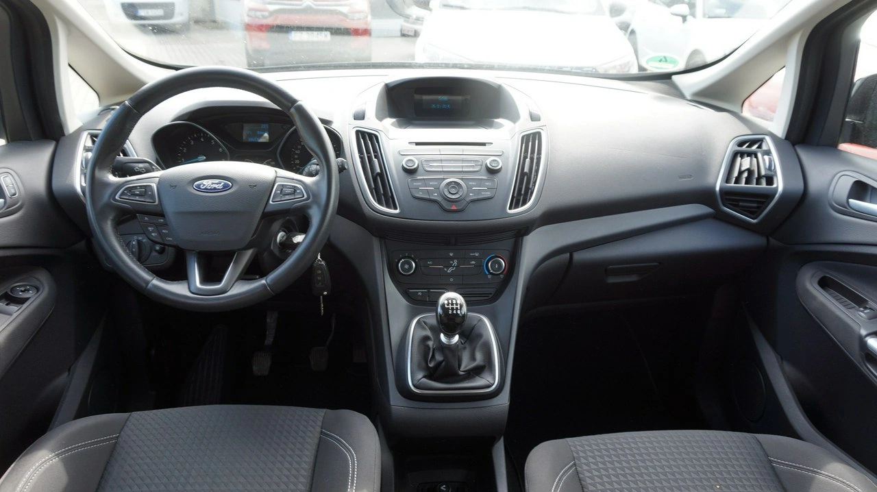 Ford C-MAX - Zdjęcie 9