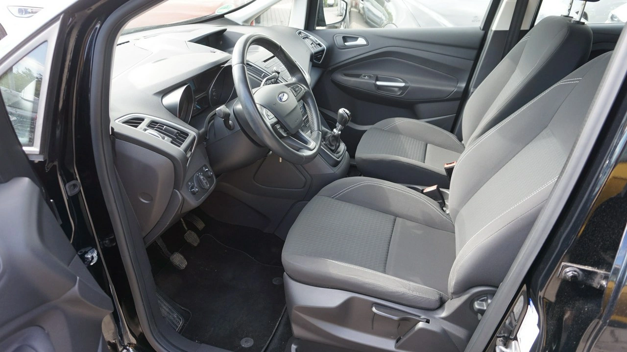 Ford C-MAX - Zdjęcie 10