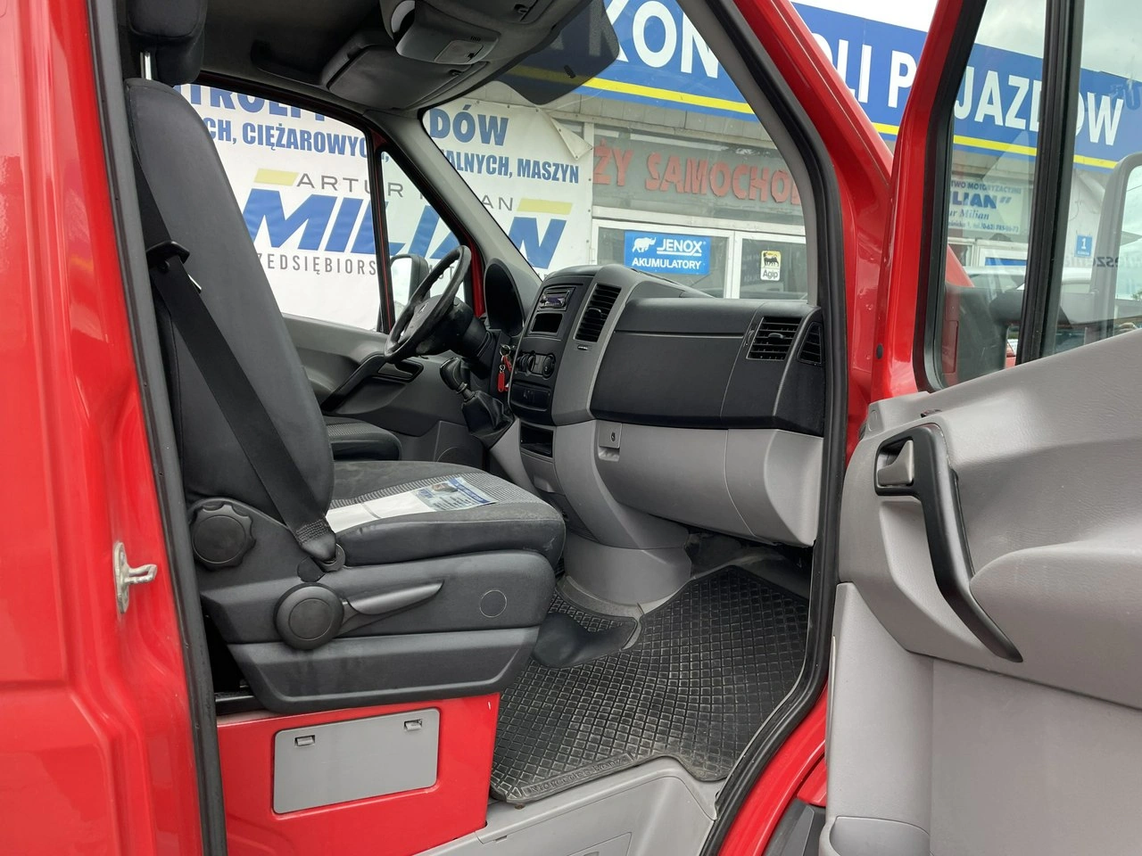 Mercedes Sprinter - Zdjęcie 13