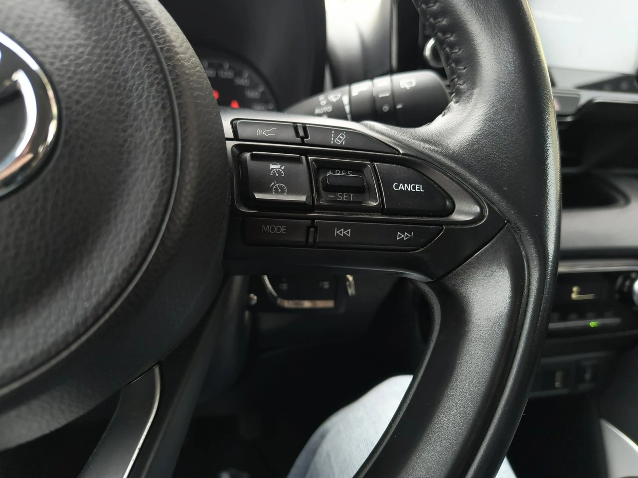 Toyota Yaris - Zdjęcie 20