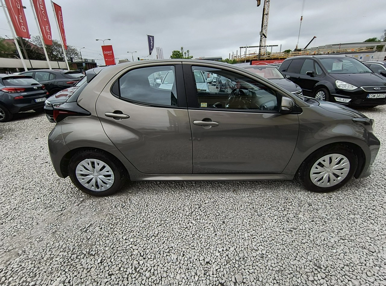 Toyota Yaris - Zdjęcie 26