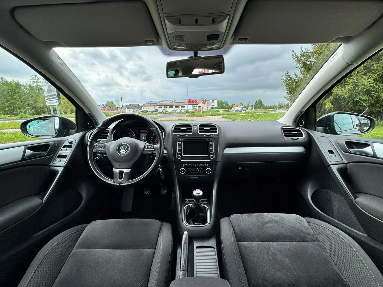 Volkswagen Golf - Zdjęcie 19