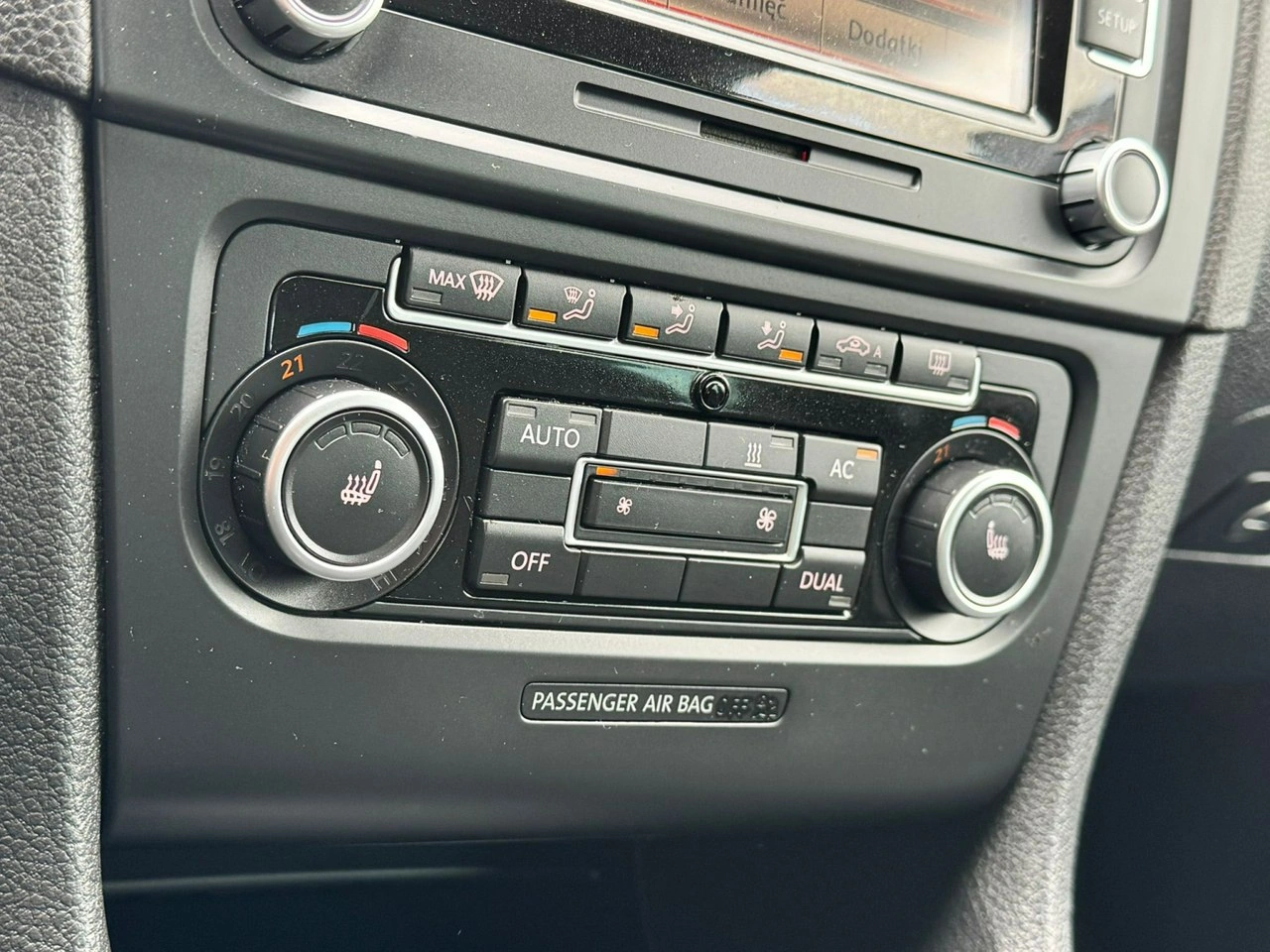 Volkswagen Golf - Zdjęcie 24