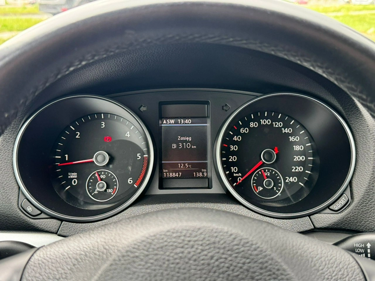 Volkswagen Golf - Zdjęcie 32