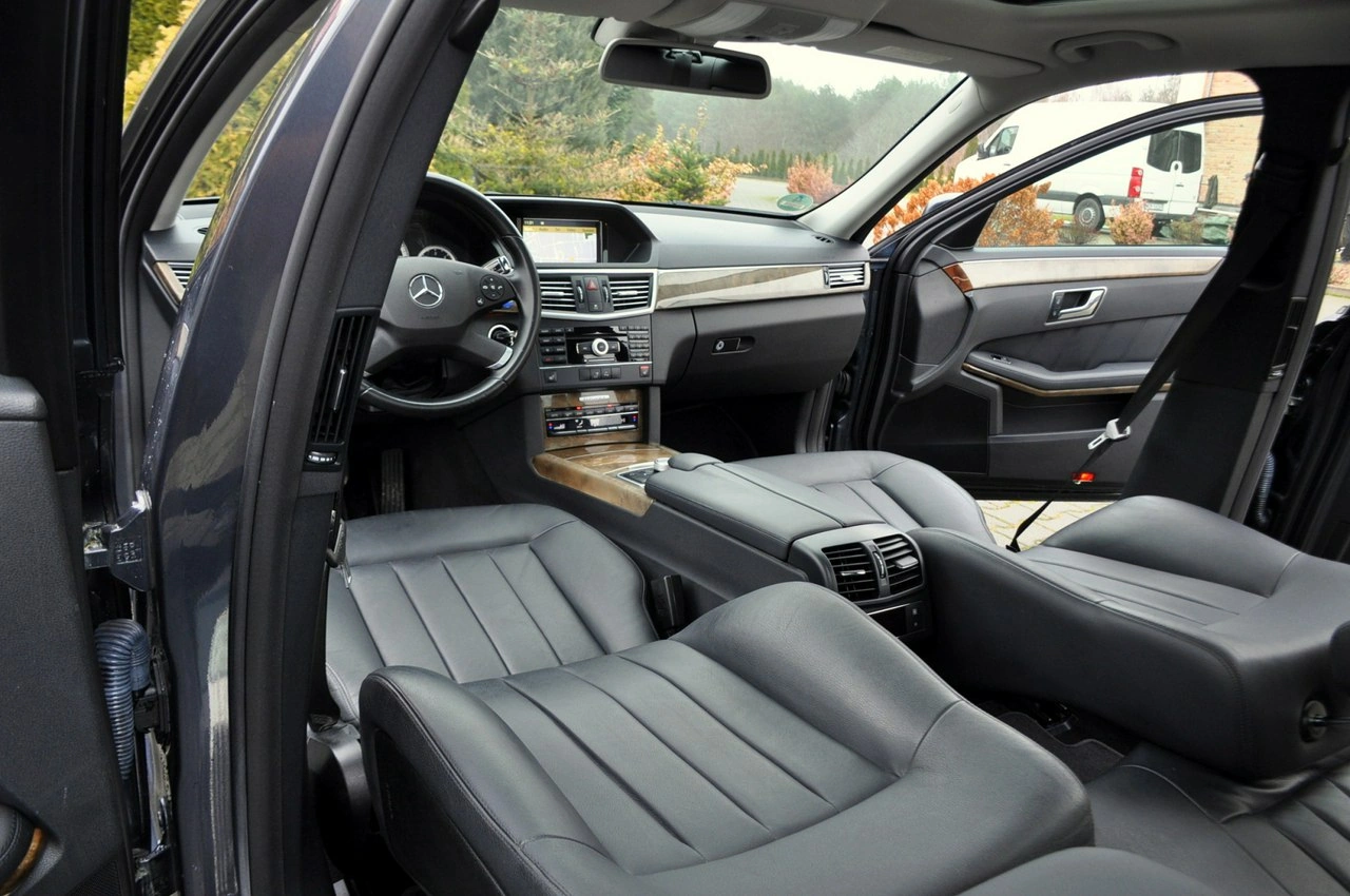 Mercedes E 350 - Zdjęcie 28