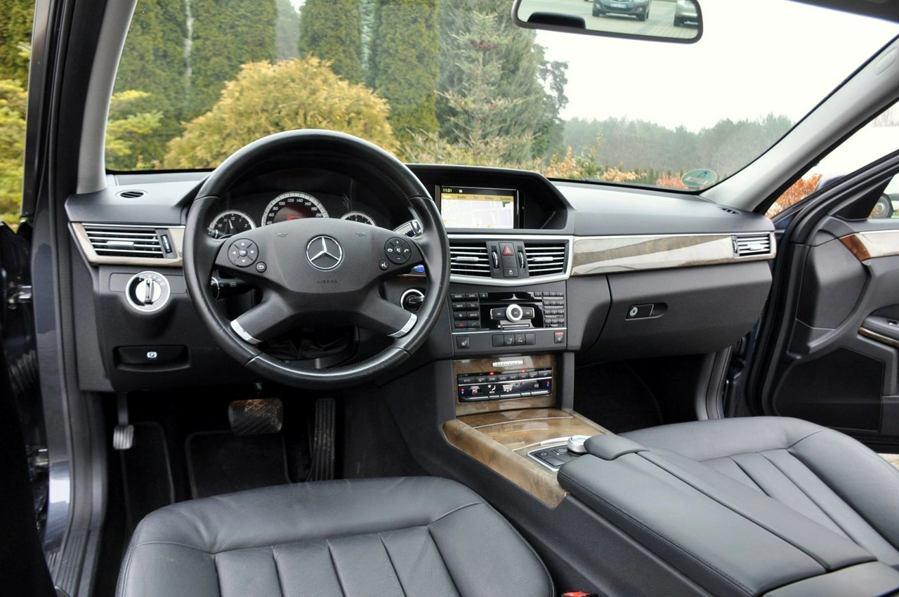 Mercedes E 350 - Zdjęcie 29