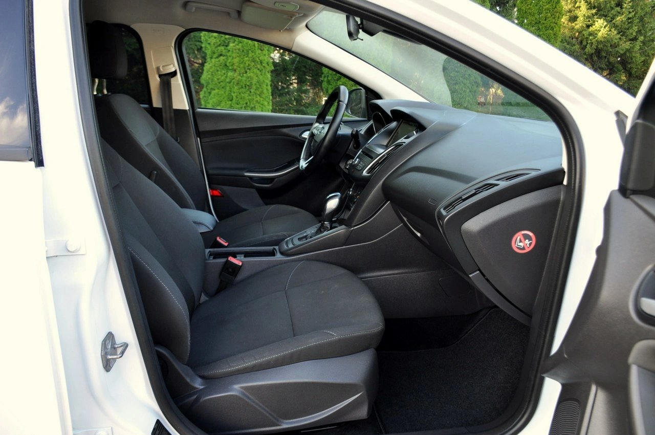 Ford Focus - Zdjęcie 16