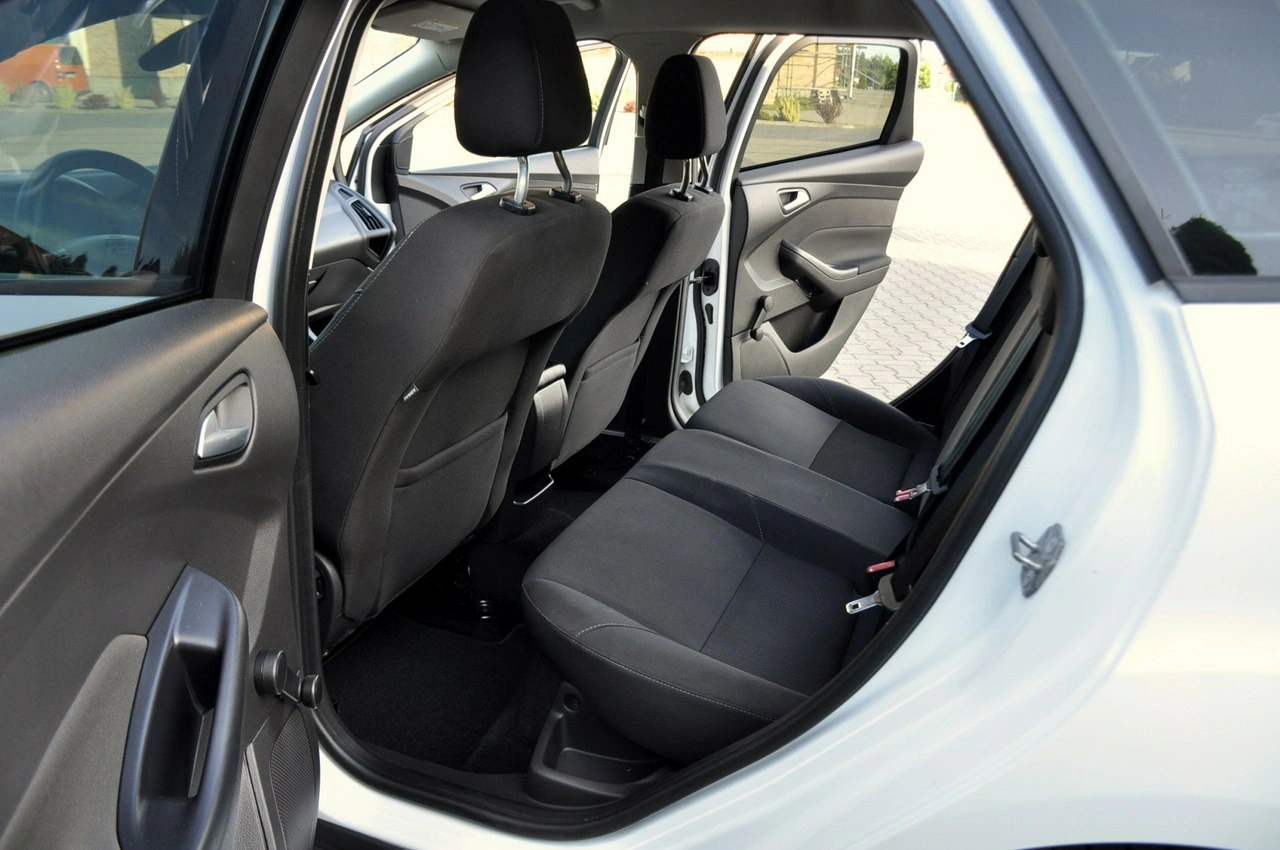 Ford Focus - Zdjęcie 19