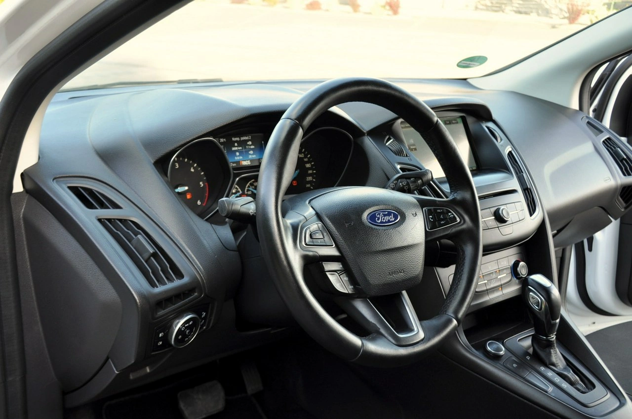 Ford Focus - Zdjęcie 21