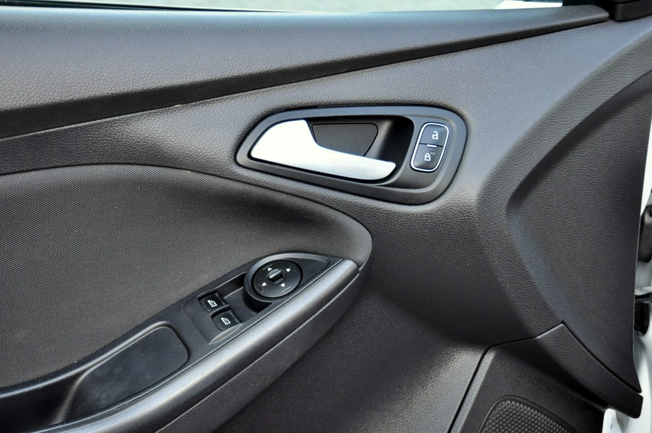 Ford Focus - Zdjęcie 35