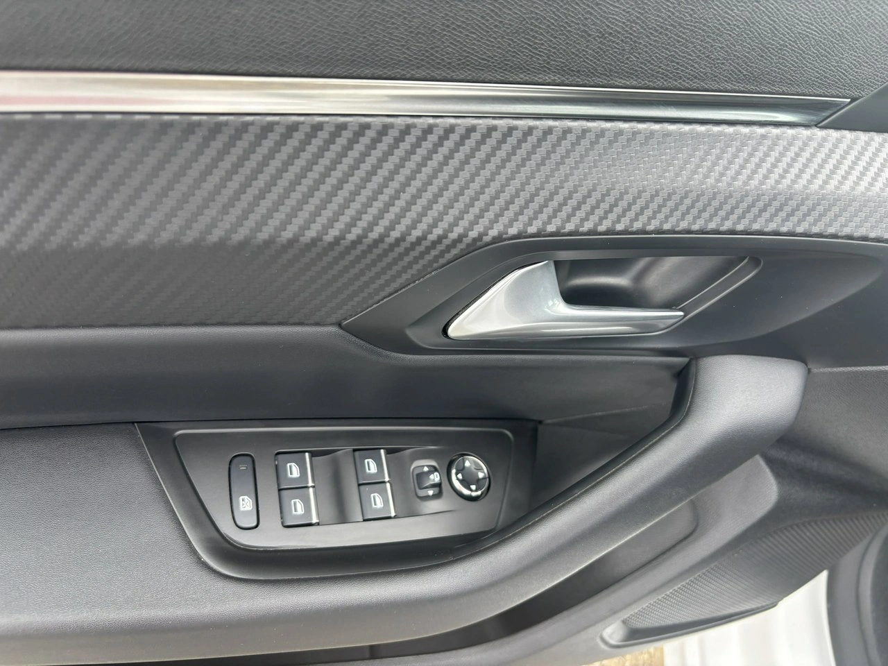 Peugeot 508 SW - Zdjęcie 17