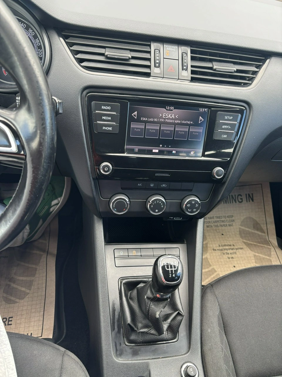 Skoda Octavia - Zdjęcie 24