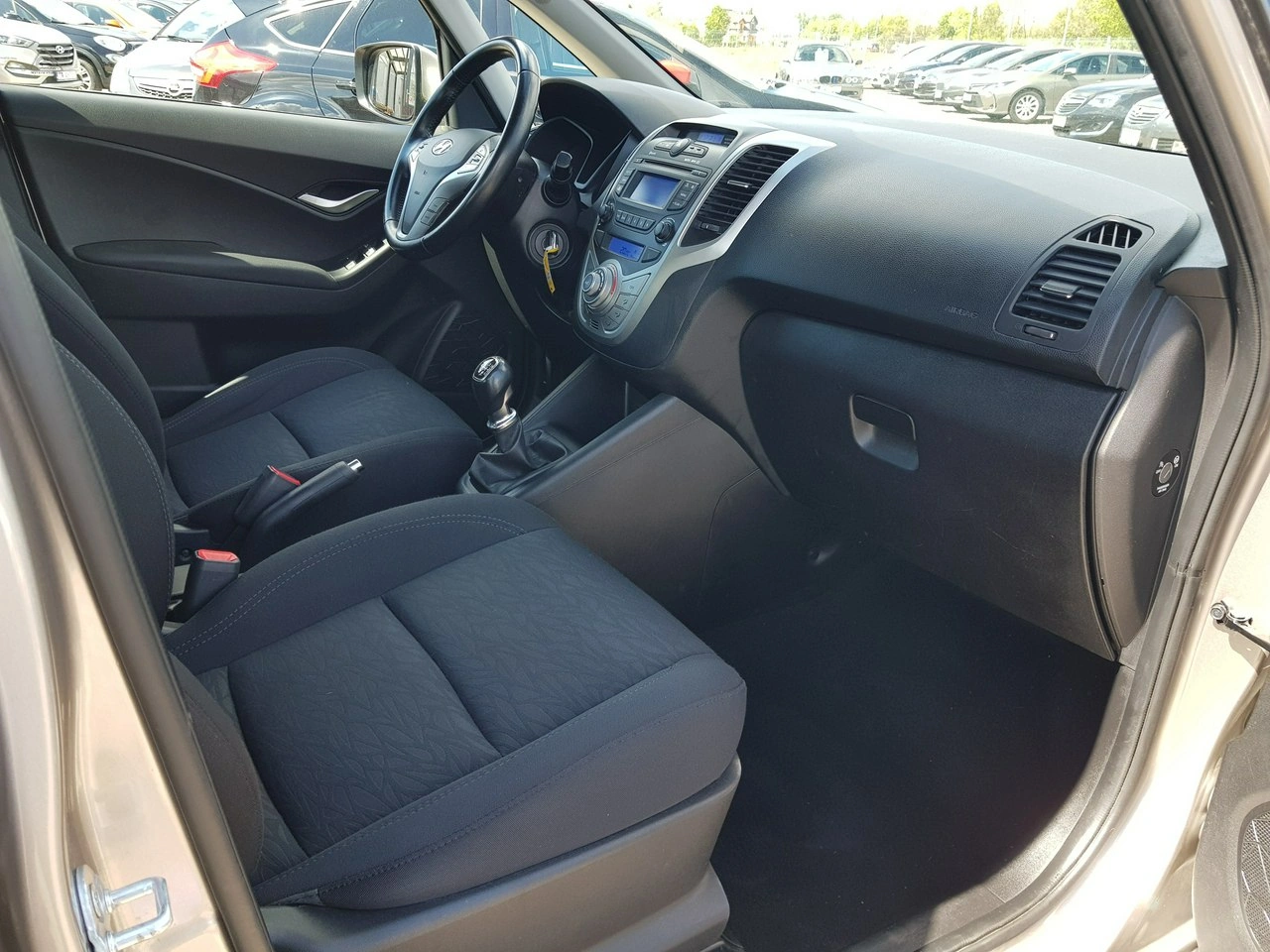 Hyundai ix20 - Zdjęcie 15