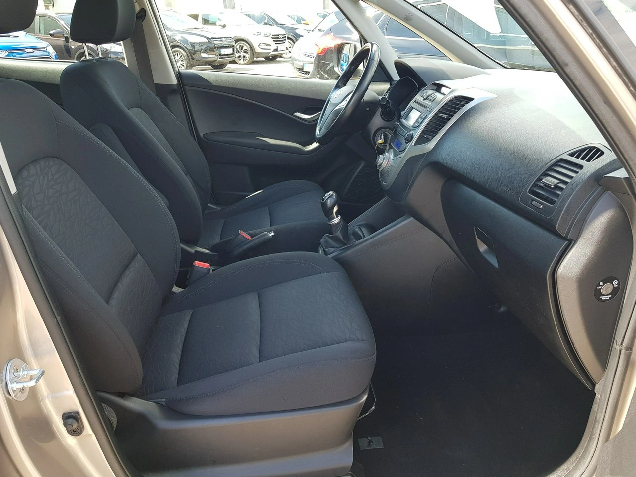 Hyundai ix20 - Zdjęcie 16