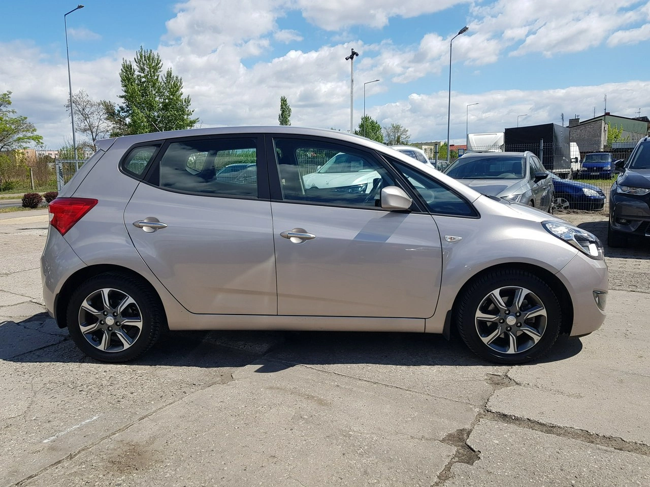 Hyundai ix20 - Zdjęcie 3