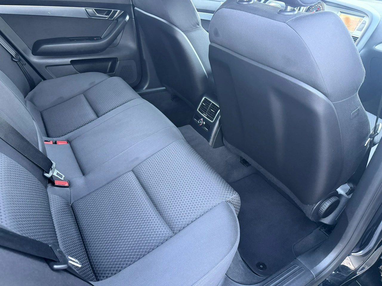 Audi A6 - Zdjęcie 7
