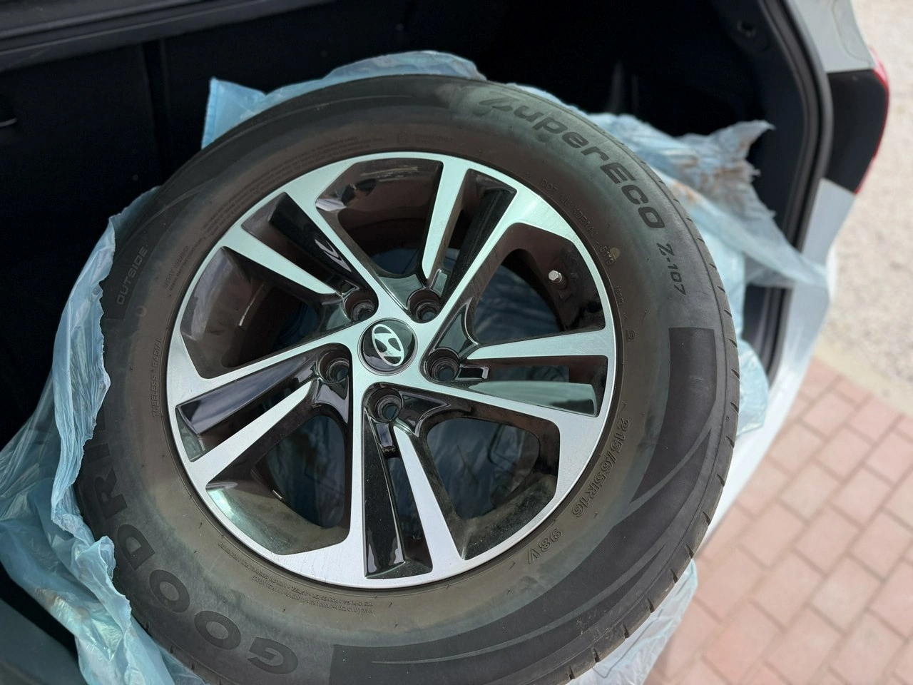 Hyundai ix35 - Zdjęcie 24