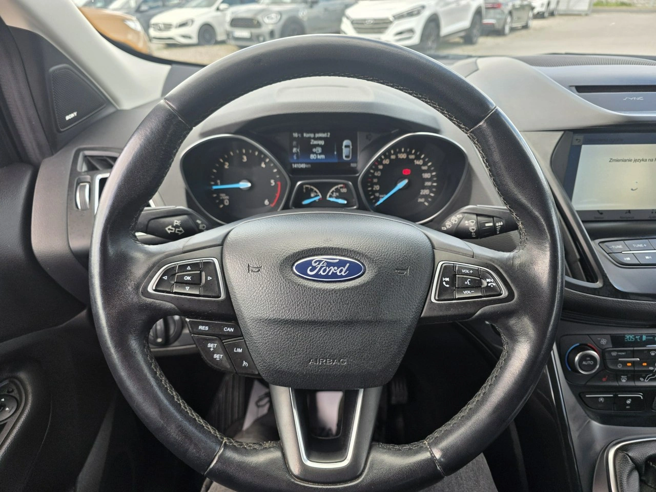 Ford Kuga - Zdjęcie 18
