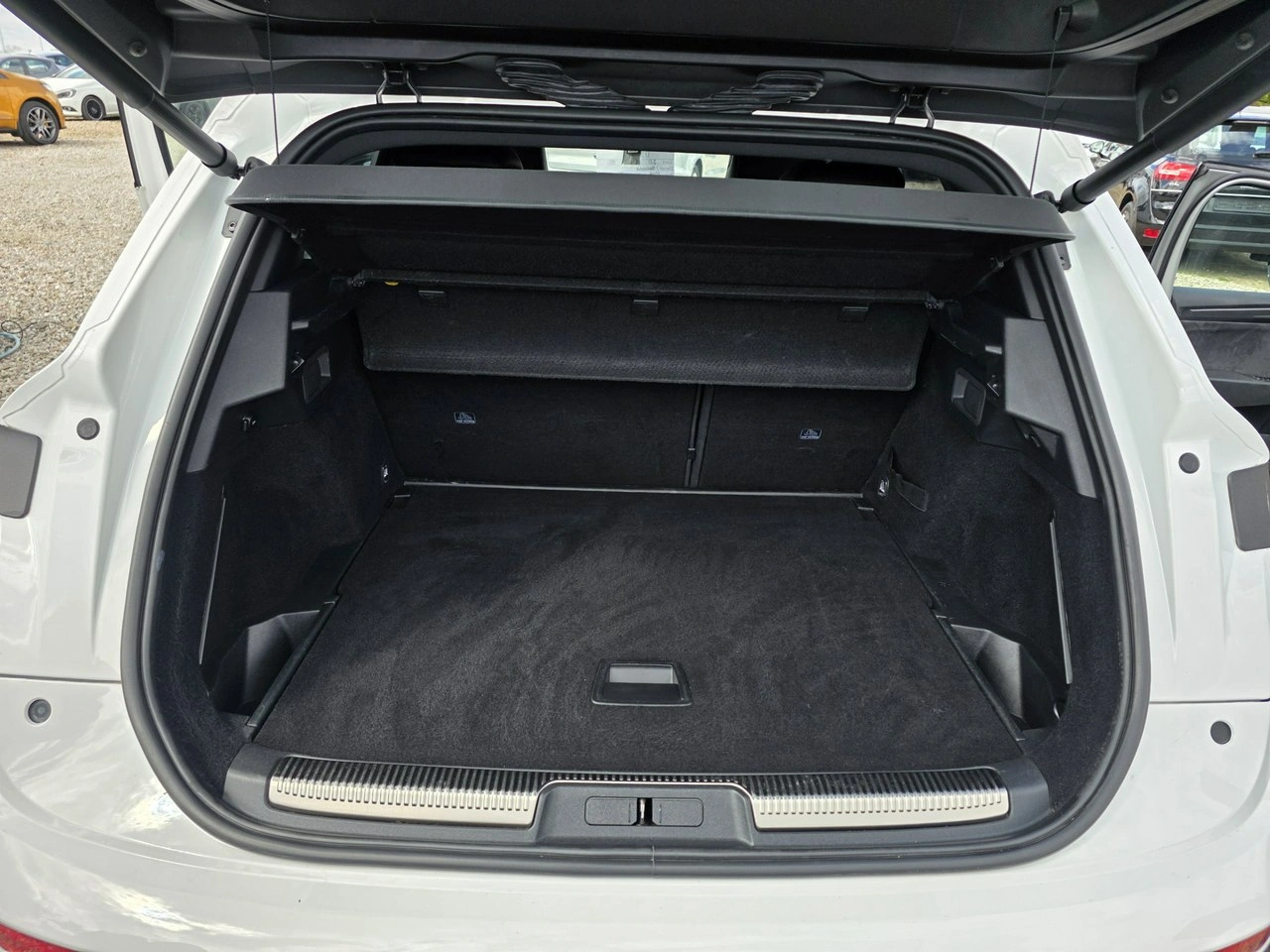 DS Automobiles DS 7 Crossback - Zdjęcie 29