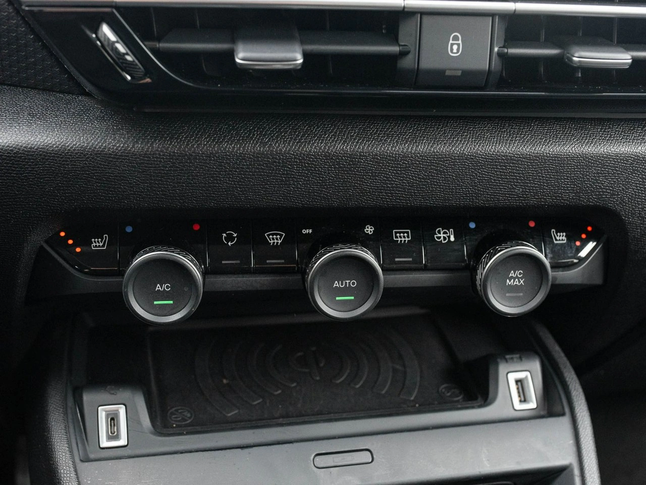 Citroën C4 - Zdjęcie 16