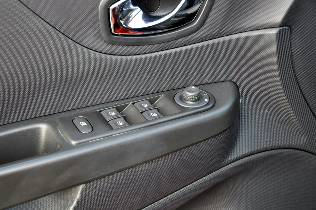 Renault Captur - Zdjęcie 36