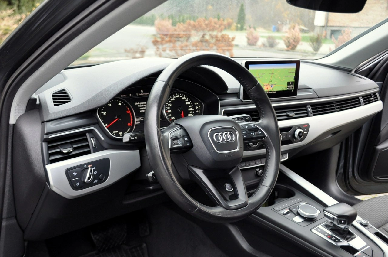 Audi A4 - Zdjęcie 21