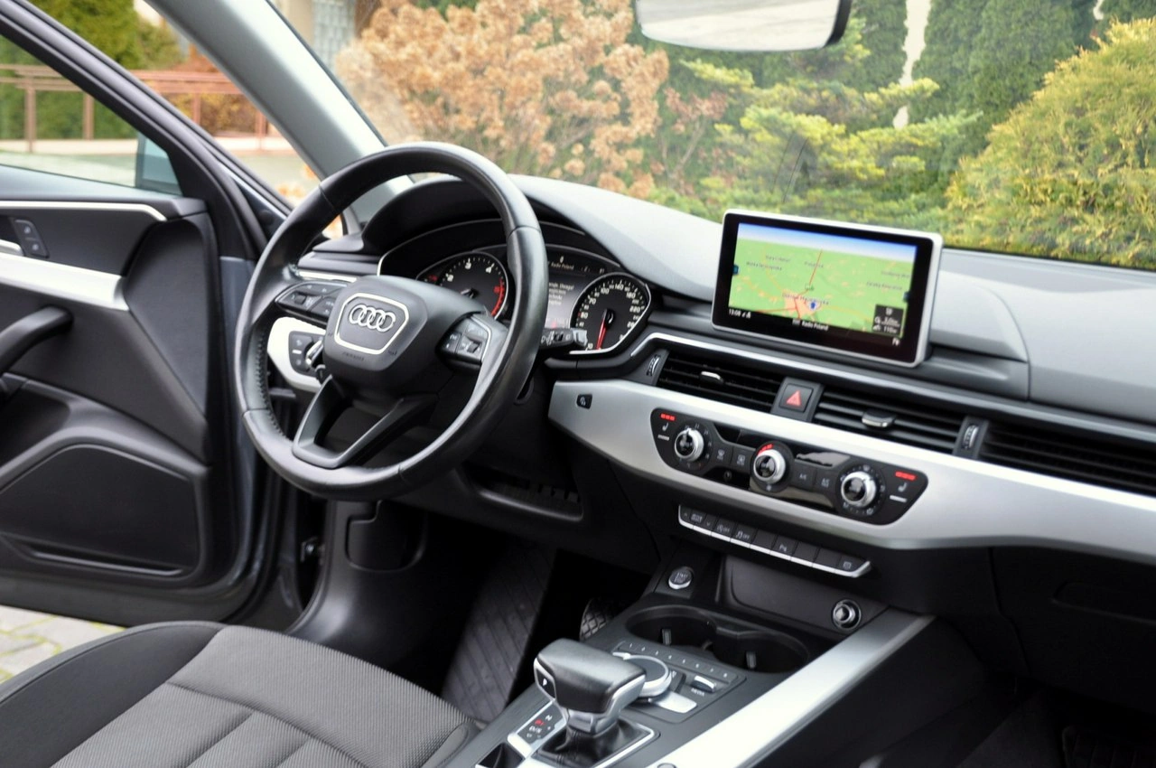 Audi A4 - Zdjęcie 24