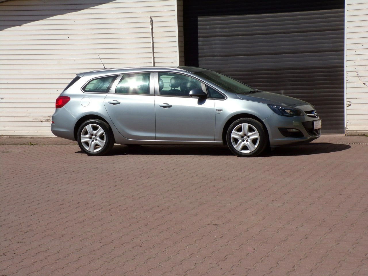 Opel Astra - Zdjęcie 4