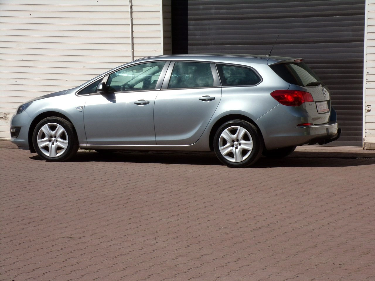 Opel Astra - Zdjęcie 8