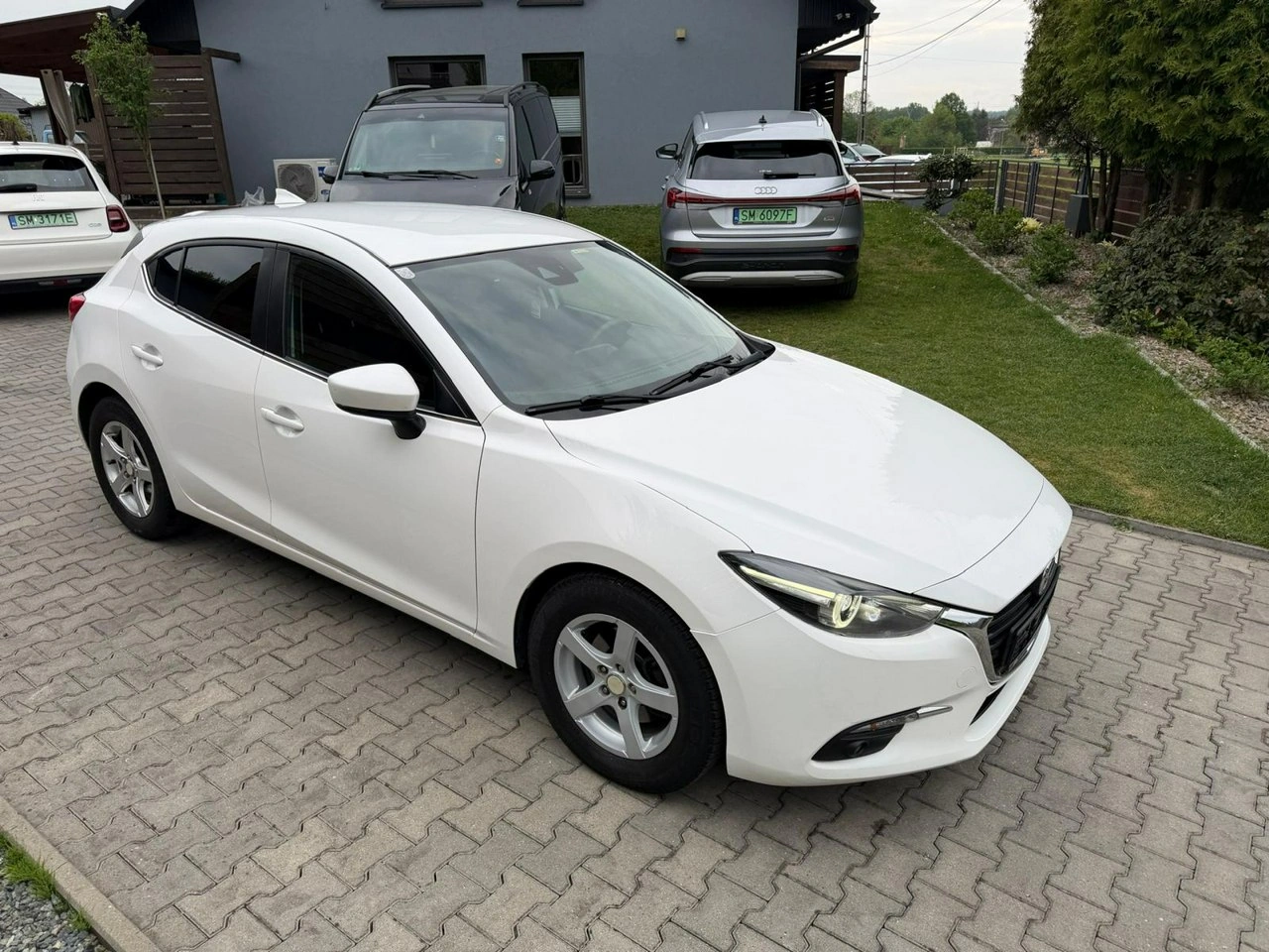 Mazda 3 - Zdjęcie 14