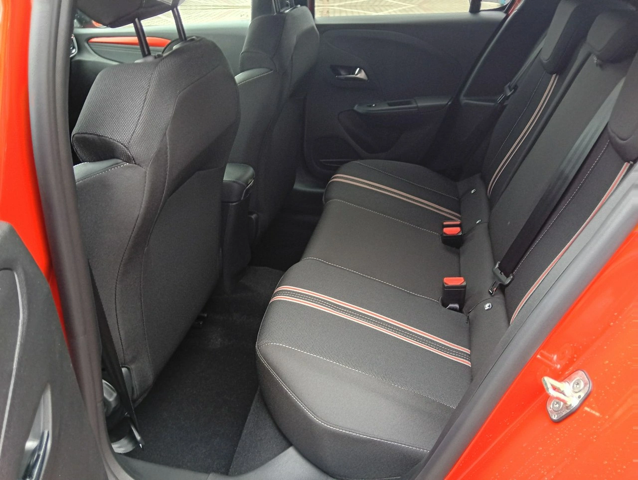Opel Corsa - Zdjęcie 14