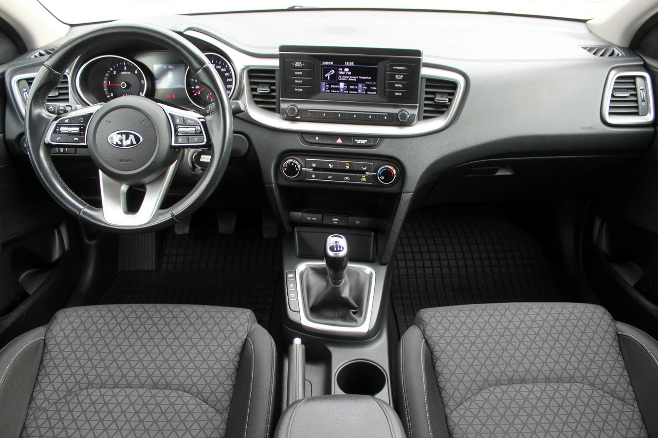 Kia Ceed - Zdjęcie 10