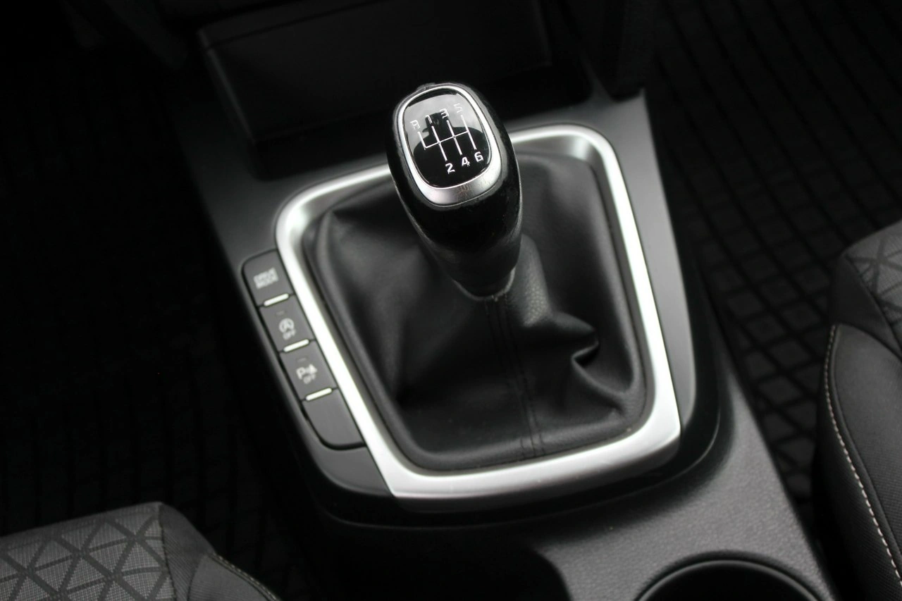 Kia Ceed - Zdjęcie 15