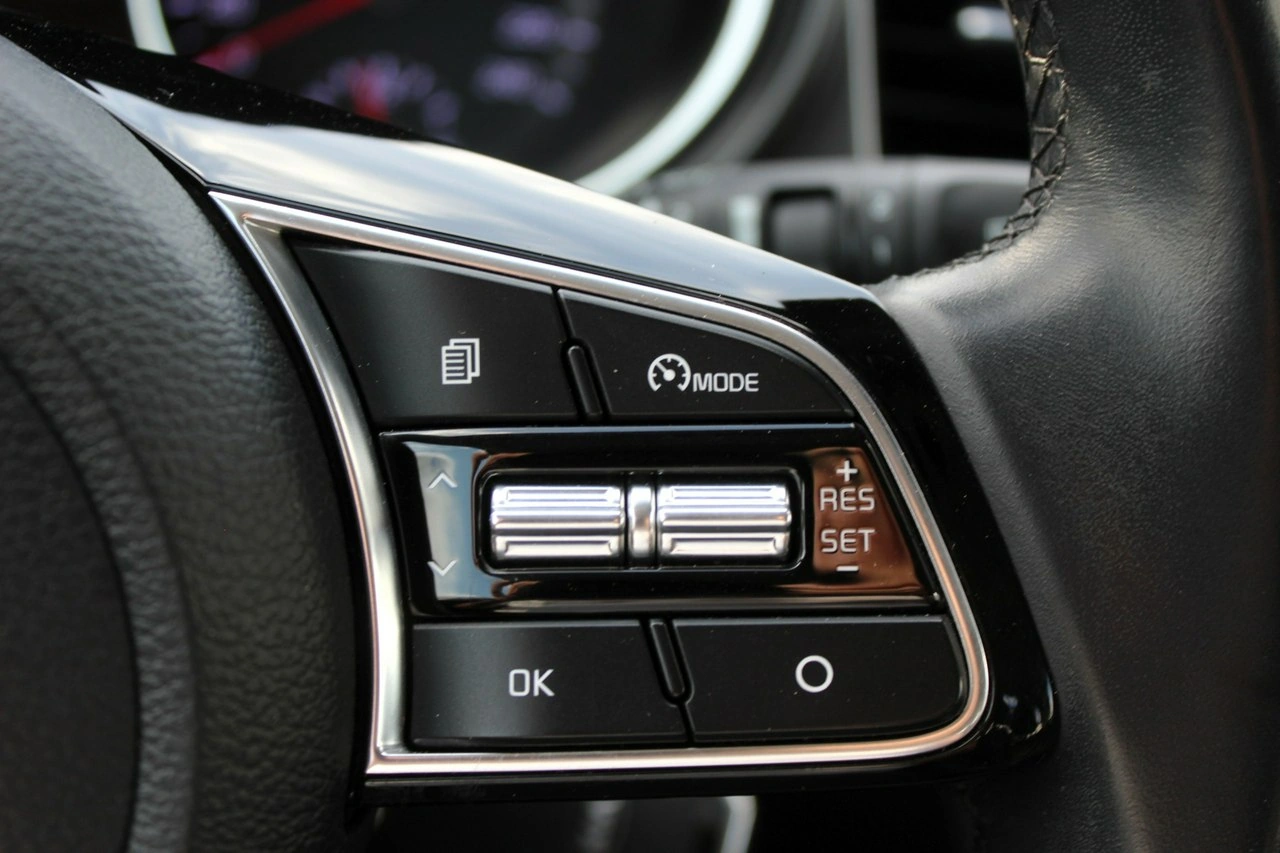 Kia Ceed - Zdjęcie 24