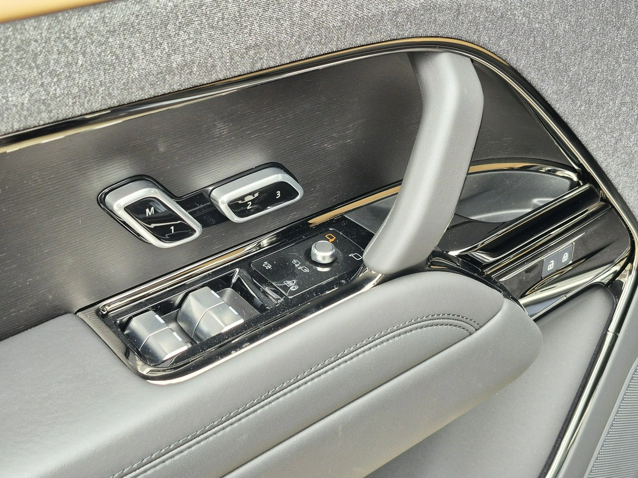 Land Rover Range Rover Sport - Zdjęcie 18