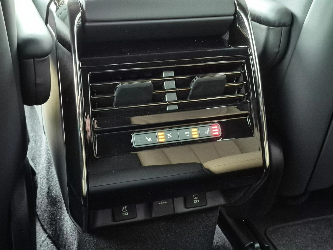 Land Rover Range Rover Sport - Zdjęcie 26
