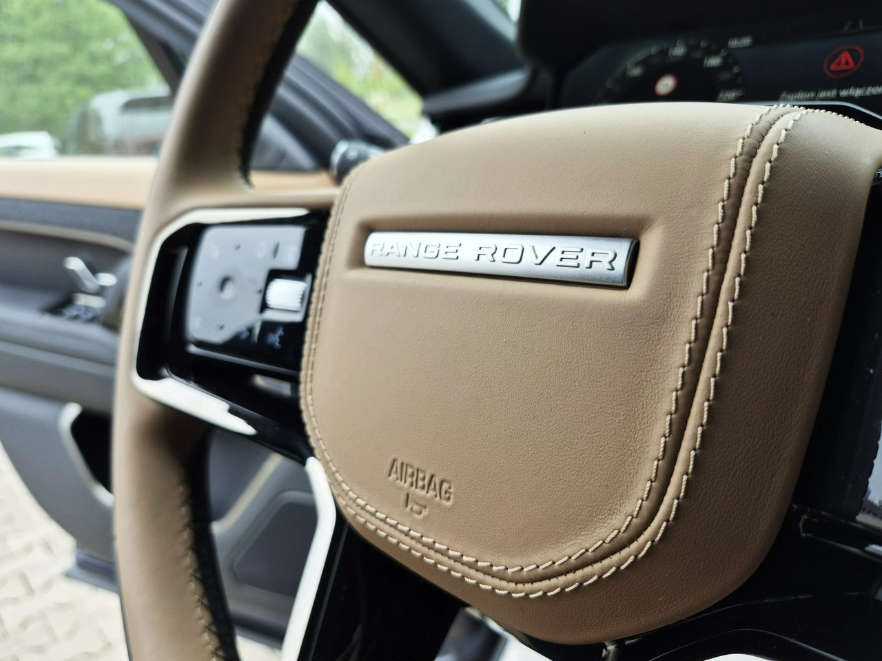 Land Rover Range Rover Sport - Zdjęcie 34