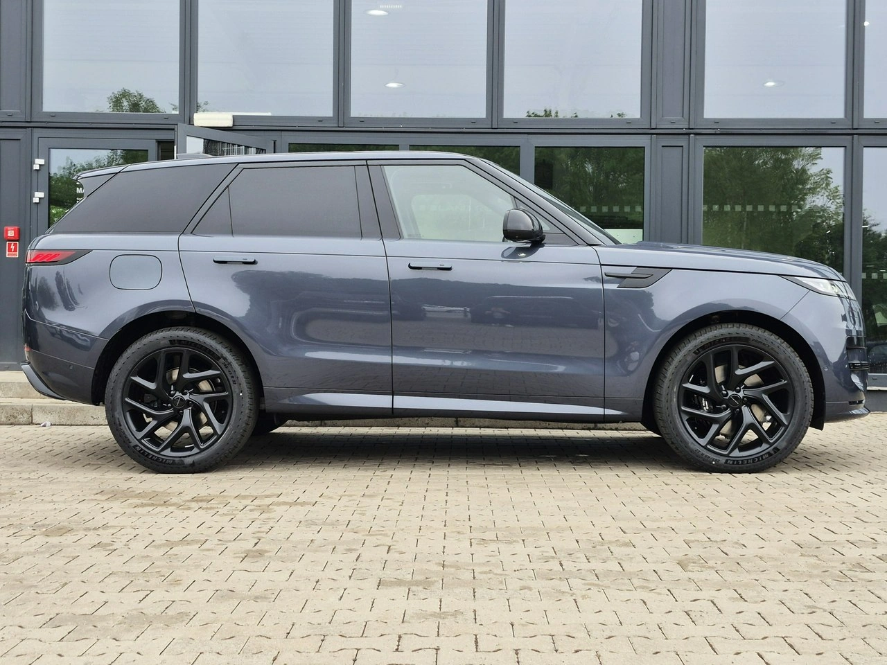 Land Rover Range Rover Sport - Zdjęcie 4